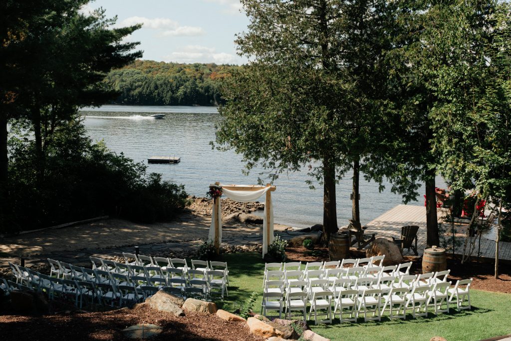 cottage country wedding scene